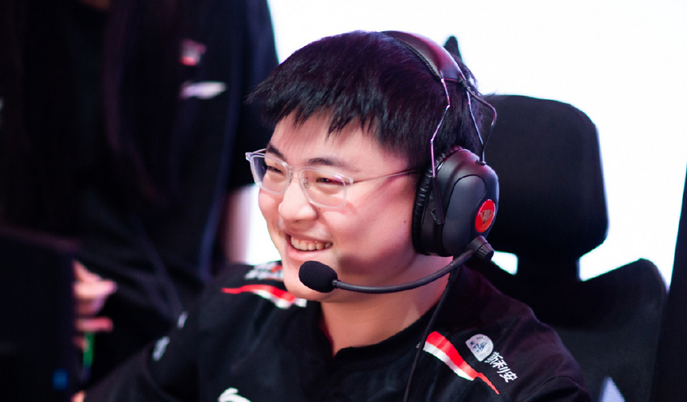 Uzi连续十二场比赛得分超过比赛规则变更，法国队不断突破！-九游下载安装官网